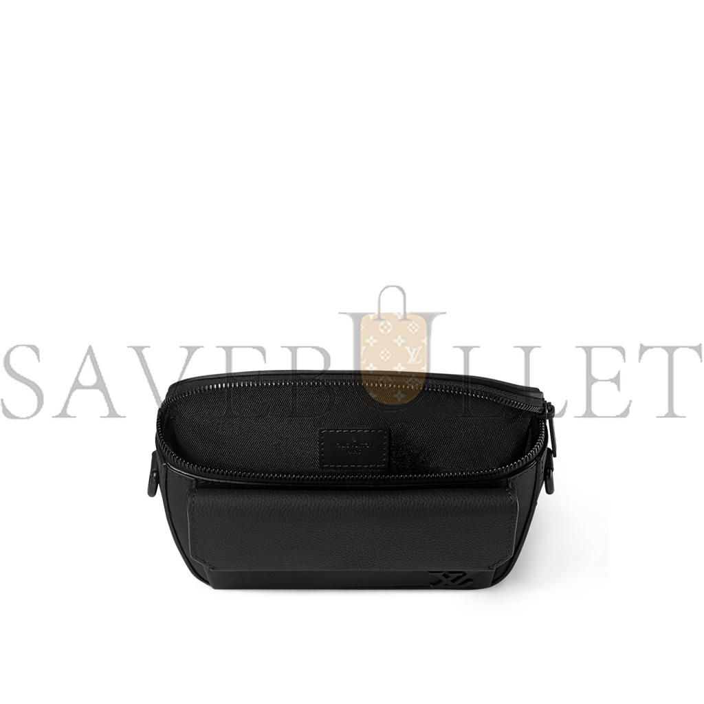 LOUIS VUITTON PILOT WEARABLE WALLET M83563 (20*12*5.5cm) LOUIS VUITTON PILOT WEARABLE WALLET M83563 (20*12*5.5cm)
